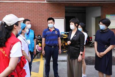 暖心慰問，情系“疫”線，堅決筑牢疫情防控嚴密防線——蛇口人民醫院在行動